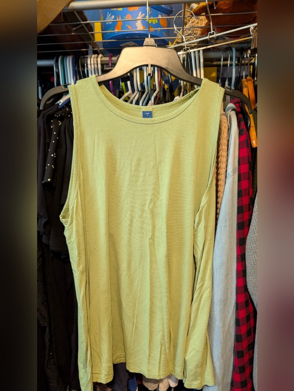 Old Navy Light Olive Green Sleeveless Tank Top